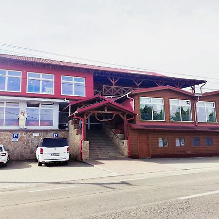 Restaurant And Pension Stenly Spissky Stvrtok Exteriér fotografie